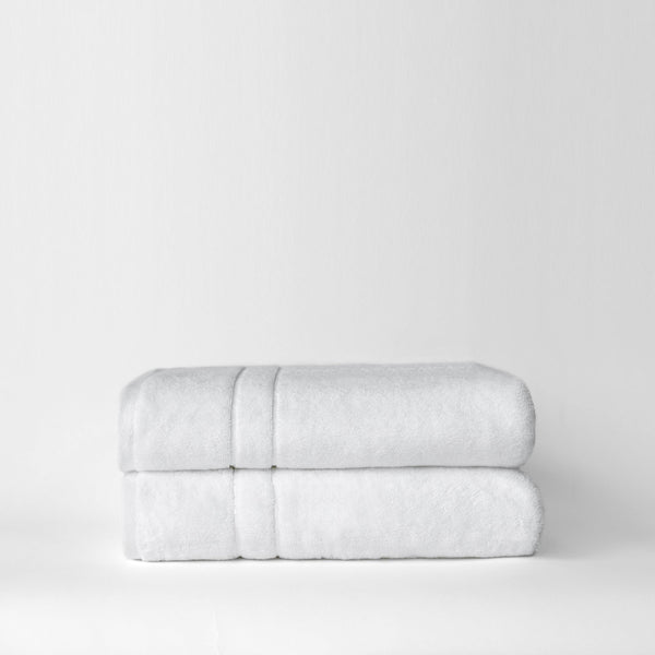 Cozy Earth Premium Plush Bath Towels - White